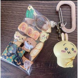ガチャ詰めポーチ　ちいかわうさぎ　キャンディバック